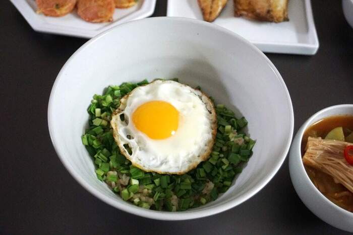 이것밖에 안 들어가는데 이렇게 맛있다고 깜짝 놀라게 되는 부추비빔밥 사진12